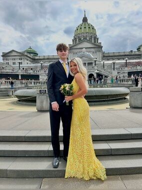 Sherri Hill Bright Yellow Sequin Gown Size 4 Plunging Neckline Open Back Formal